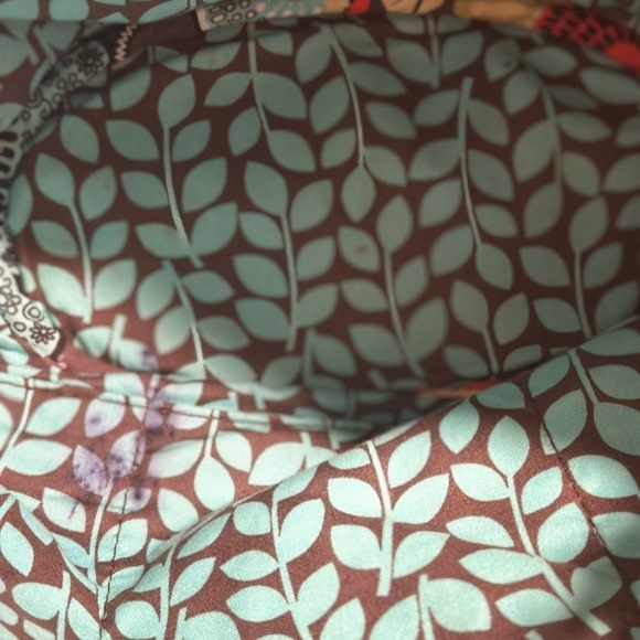 Vera Bradley Glenna Shoulder Bag, Wallet, Sunglass Case & Lanyard Shower Flowers - Picture 5 of 14